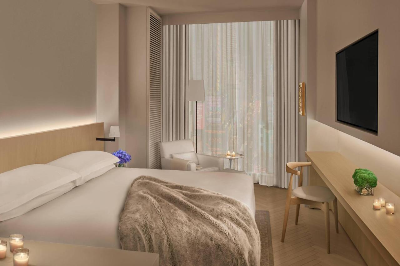 The Times Square Edition Nueva York Exterior foto A room at the hotel